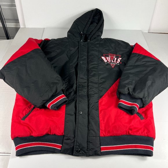 VTG 90s Logo 7 Chicago Bulls Jacket Extra Large Black & Red Full Zip Puffer Coat - Picture 1 of 16